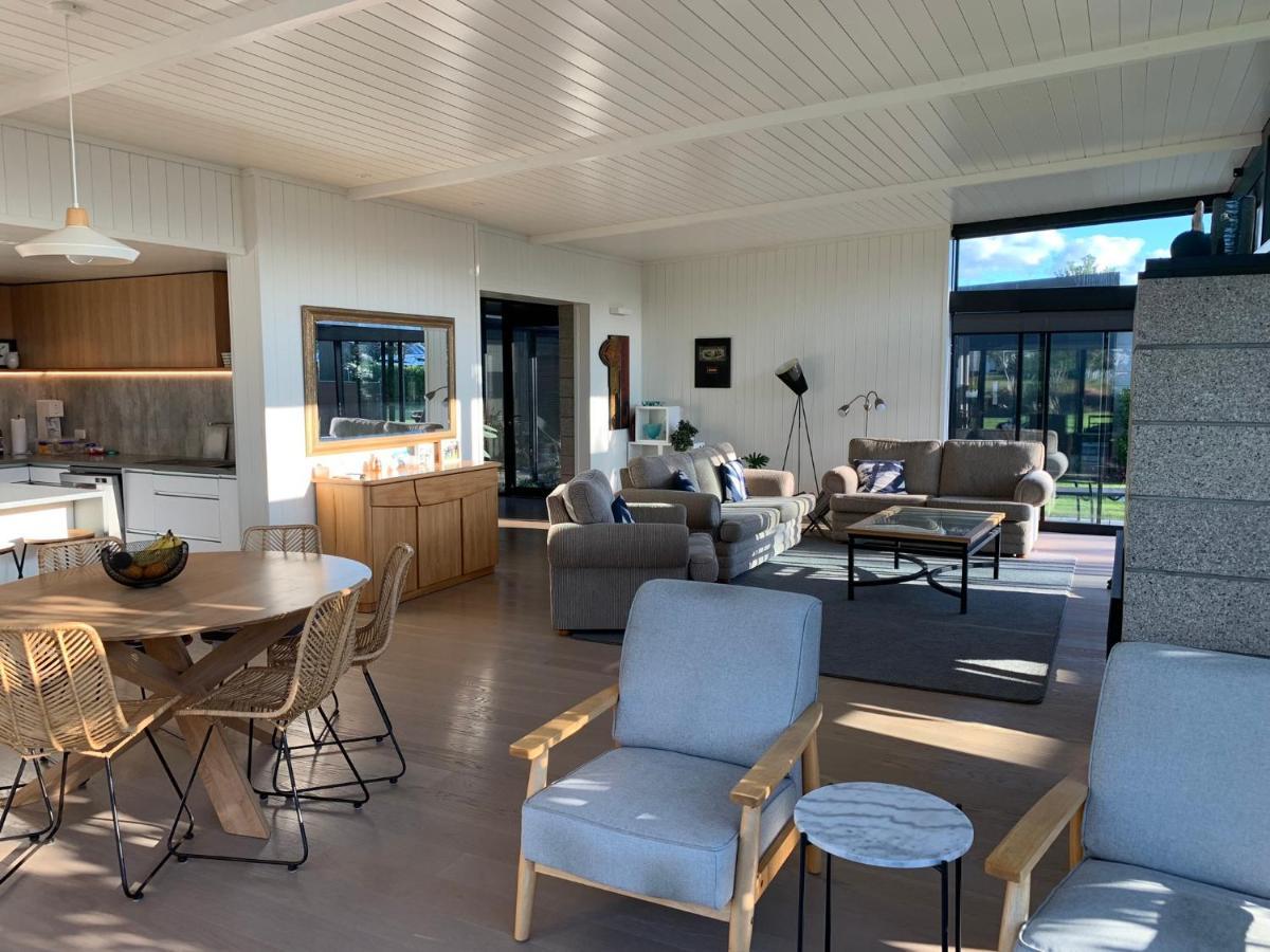 Appartamento The Admiral Cooks Beach Esterno foto